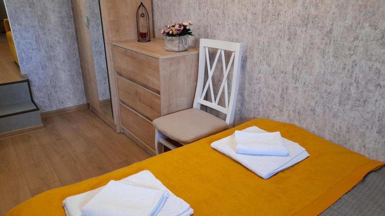 Yellow Apartment Tbilisi Eksteriør billede
